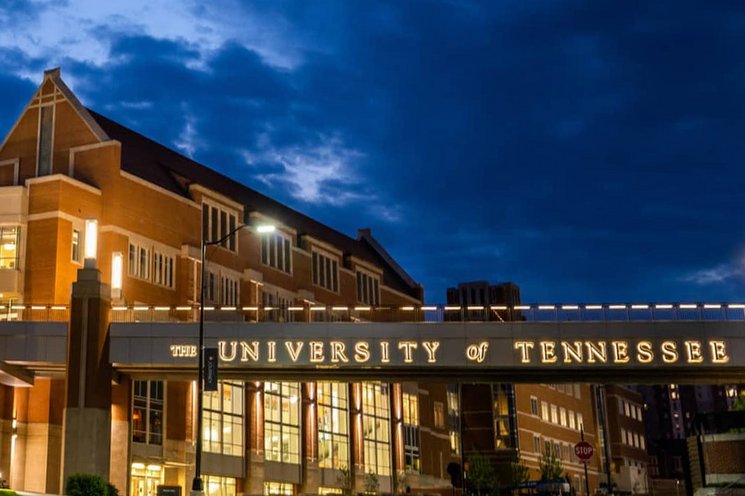 Outside building view of the University of Tennessee's facility – home to the helium recovery system 