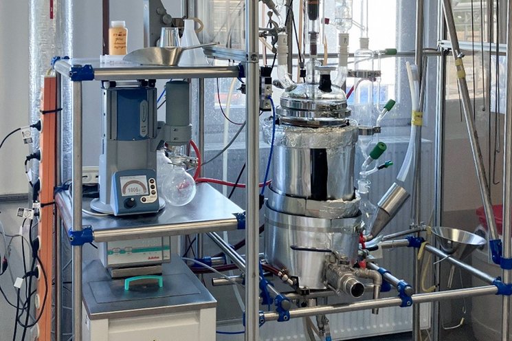 Vacuum diaphragm pump PC 3001 VARIOpro at the evaporation crystallizer